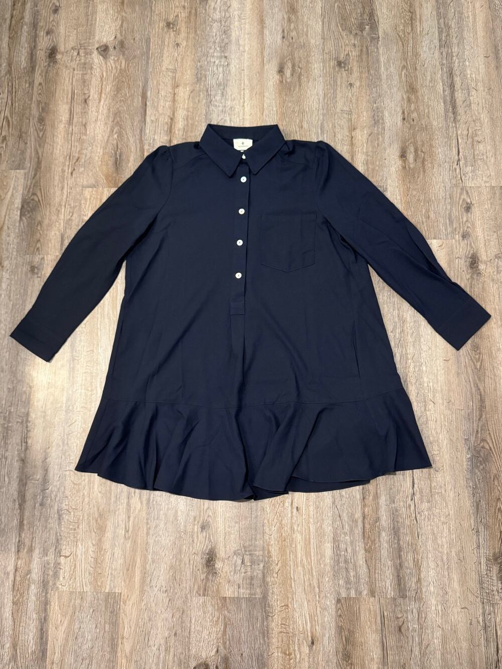 Tuckernuck Women’s Black Crepe Callahan Shirt Dress Size Medium